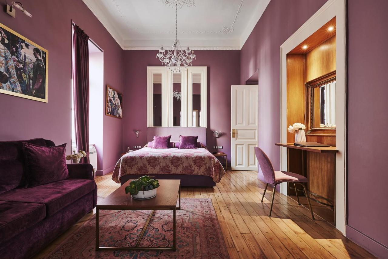 Bohemian Афины